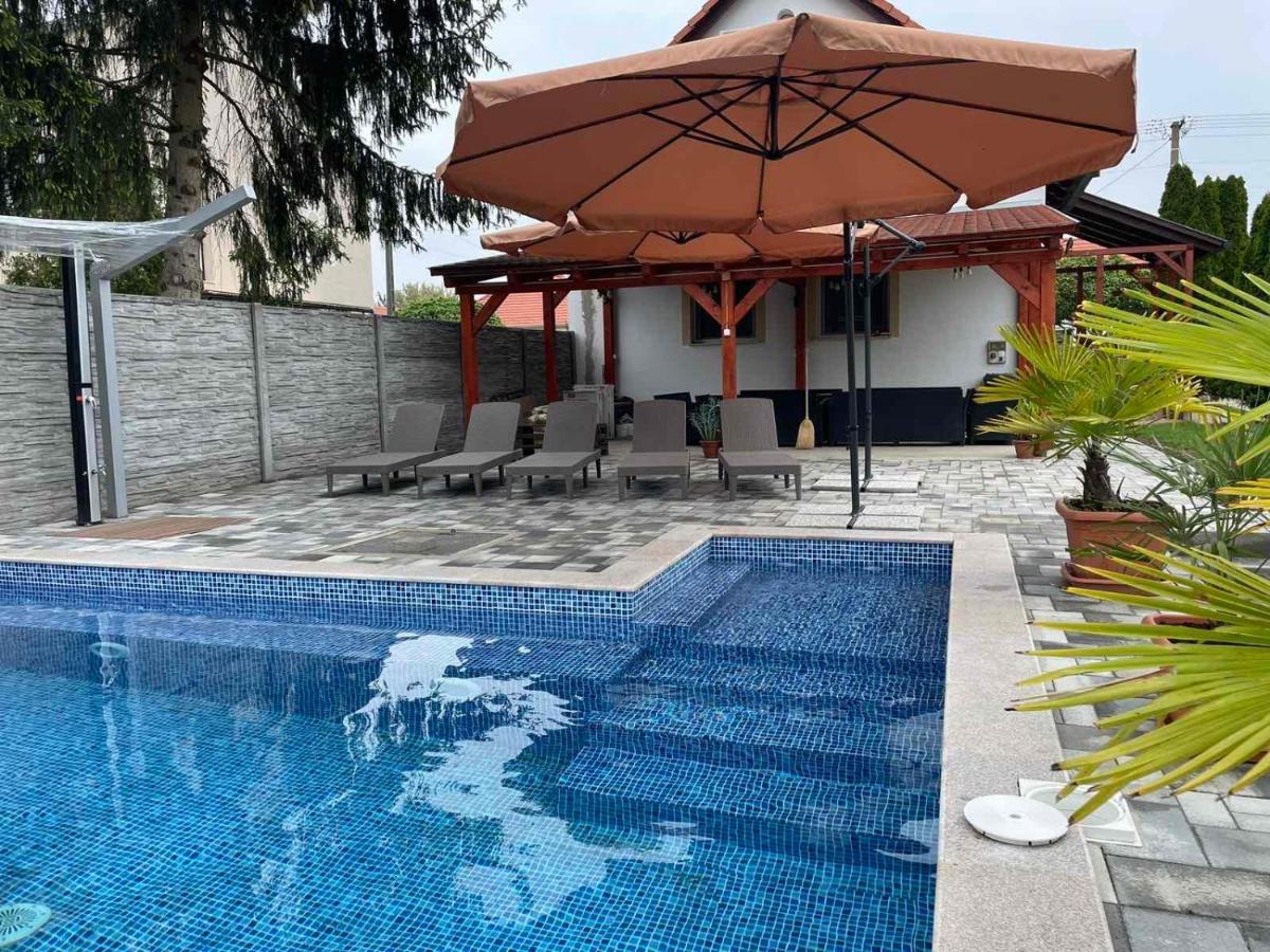Apartmán Vadviraghaz Palkonya Exteriér fotografie